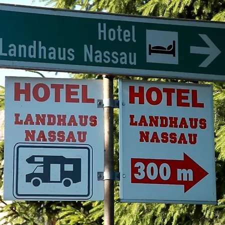 Nassau Hotel 3*